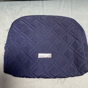 EUC Vera Bradley quilted navy blue cosmetic bag with colorful wipeable lining